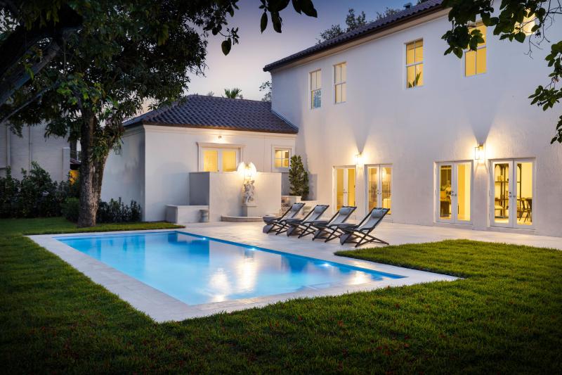 Comment concevoir votre piscine sur mesure pour un résultat unique ?