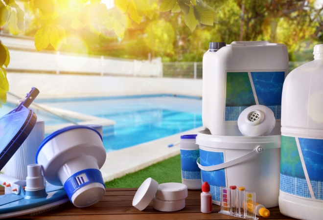 EQUIPEMENTS ET ACCESSOIRES PISCINE - Aquilus